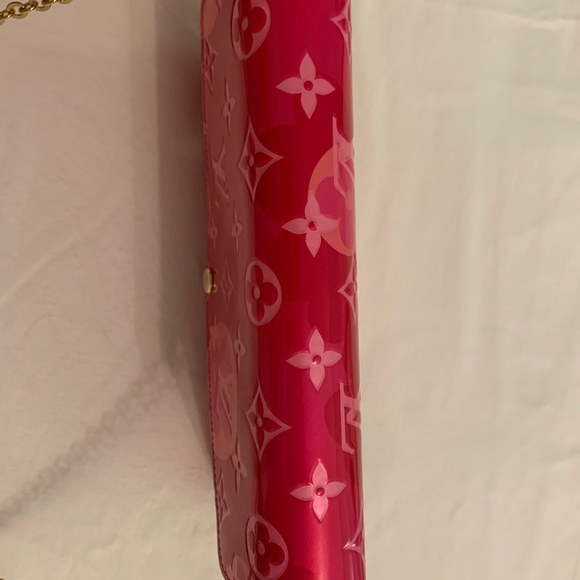 Louis Vuitton Valentines Day Vernis Pouchette Felicie - Picture 2 of 15